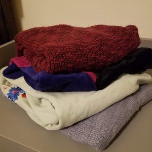 Mystery sweater clothing box - 4 items